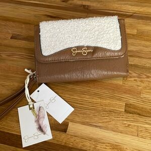 Jessica Simpson wallet wristlet NWT Adorable and giving 90s early 2000s vibe.